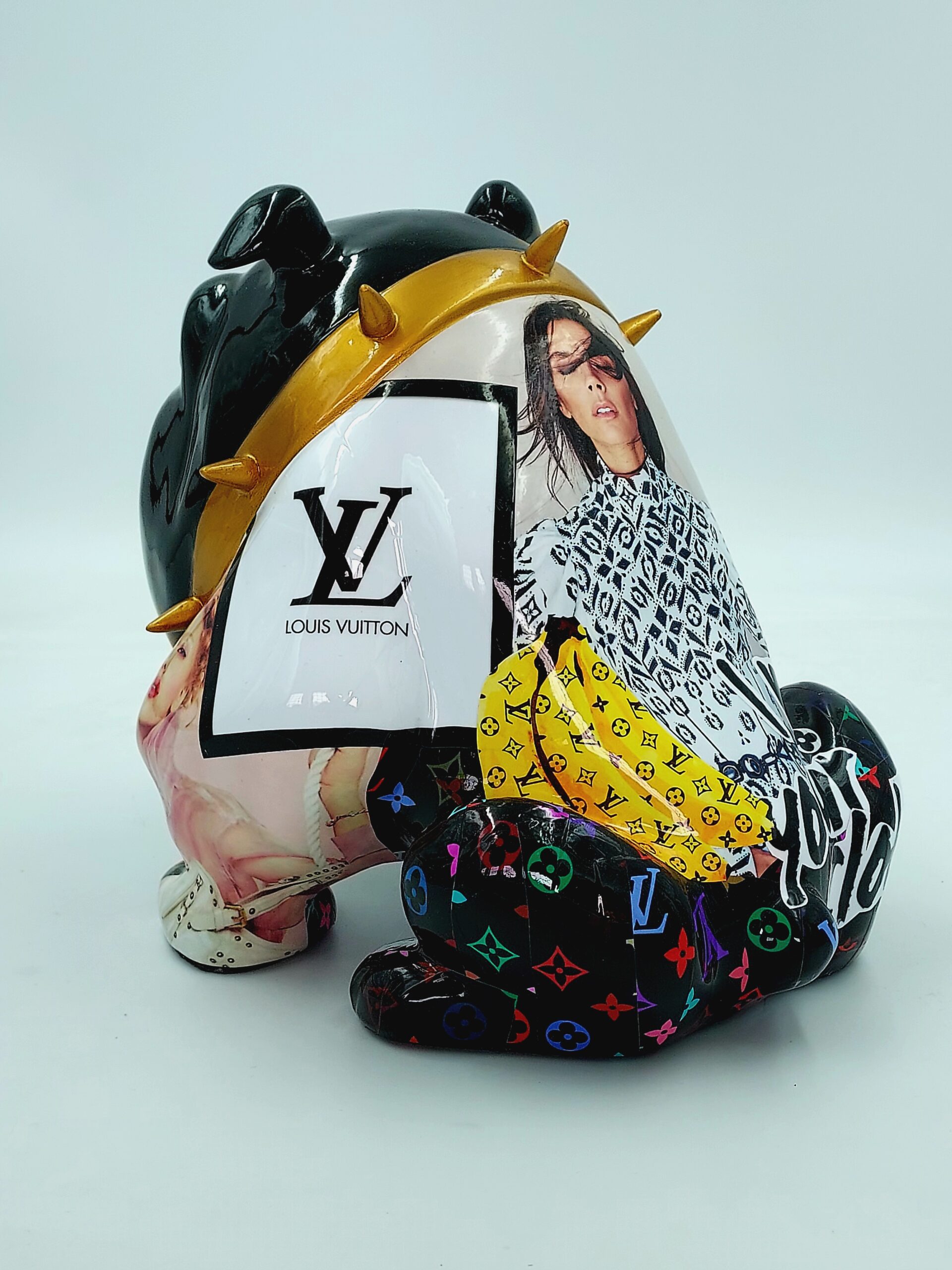 Bulldog Avella Dog 55cm - L 2 Ceramic sculpture of a bear with collage elements featuring images, Louis Vuitton branding, and multicolored patterns.