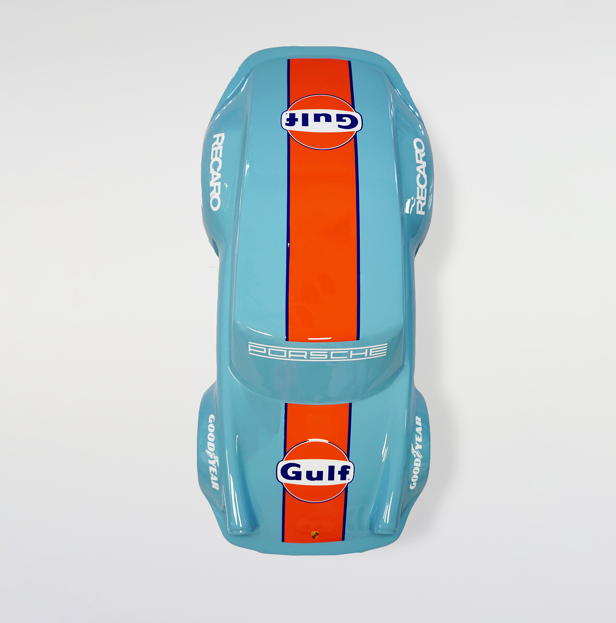 Car model 911 - Motif 19 3 Top view of a Porsche model car in Gulf Oil racing livery with blue and orange stripes, and visible logos including Gulf, Recaro, and Goodyear.